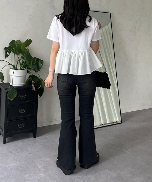 prose verse（プロズヴェール）の「【美脚見え】ロゴパッチ付きストレッチフレアデニム（デニムパンツ・レディース・ブルー/サックスブルー/ブラック/ブルー系その他・TL/SMALL/TM/MEDIUM/LARGE/PL/PS/PM）」の7枚目の写真