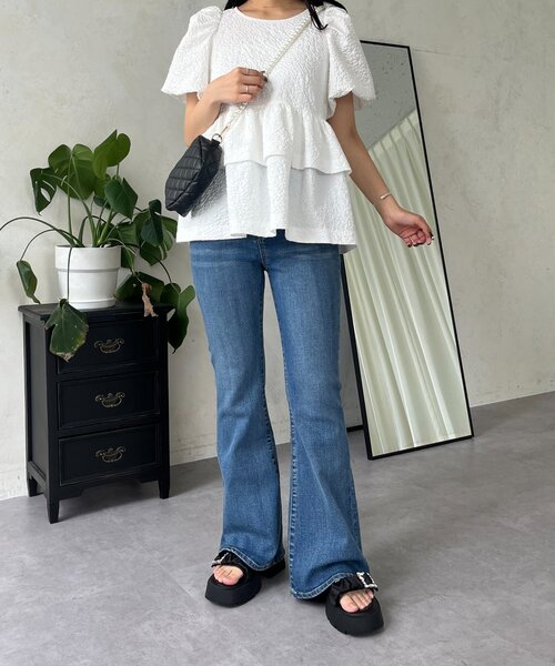 prose verse（プロズヴェール）の「【美脚見え】ロゴパッチ付きストレッチフレアデニム（デニムパンツ・レディース・ブルー/サックスブルー/ブラック/ブルー系その他・TL/SMALL/TM/MEDIUM/LARGE/PL/PS/PM）」の15枚目の写真