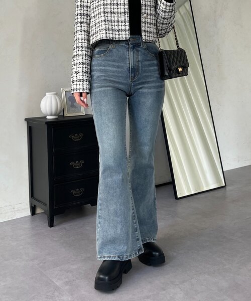 prose verse（プロズヴェール）の「【美脚見え】ロゴパッチ付きストレッチフレアデニム（デニムパンツ・レディース・ブルー/サックスブルー/ブラック/ブルー系その他・TL/SMALL/TM/MEDIUM/LARGE/PL/PS/PM）」の14枚目の写真