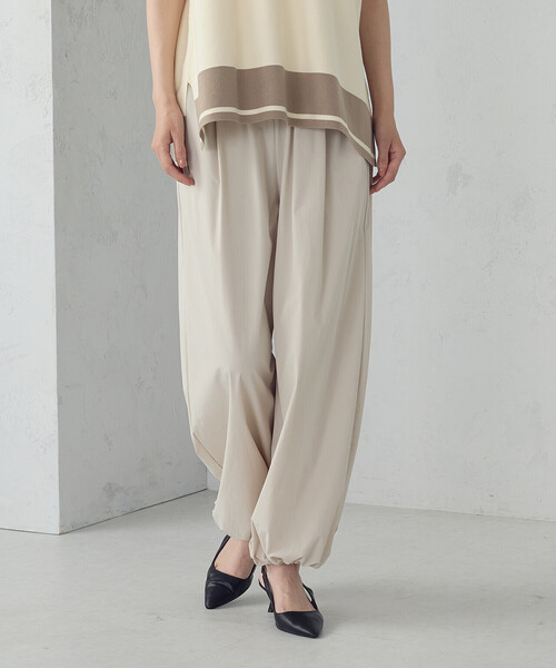 COMME CA ISM(コムサイズム)の「パラシュート パンツ(その他パンツ・レディース・ベージュ/ブラック・MEDIUM/LARGE)」の1枚目の写真