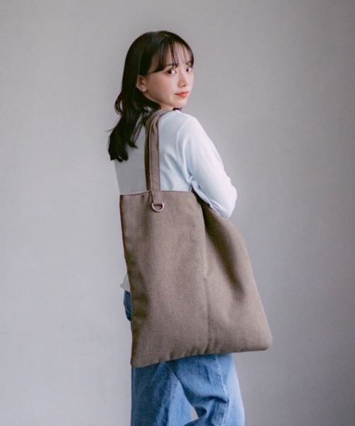 INTER FACTORY(インターファクトリー)の「2/9号室(かおこ&ひろと) - Filling Vertical Tote Bag / 中綿縦型トートバッグ(トートバッグ・メンズ・ダークブラウン/グリーン/ホワイト・FREE)」の12枚目の写真