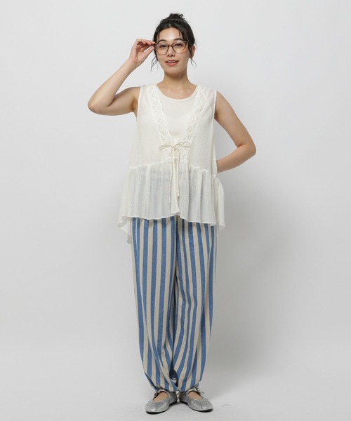 niko and...（ニコアンド）の「モケメッシュバテンレースベスト（ベスト・レディース・ブラウン/オフホワイト/ブラック・FREE）」の4枚目の写真