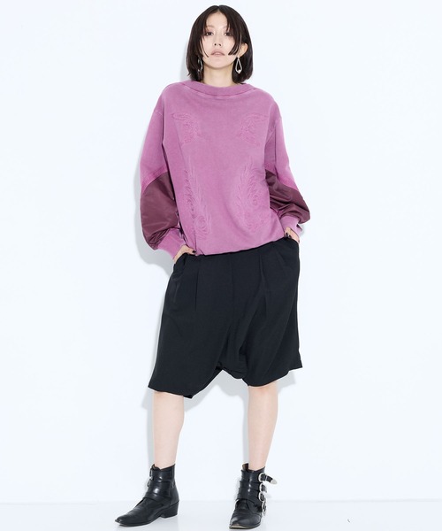 TOGA TOO/トーガトゥ】Embroidery sweatshirt/エンブロイダリー