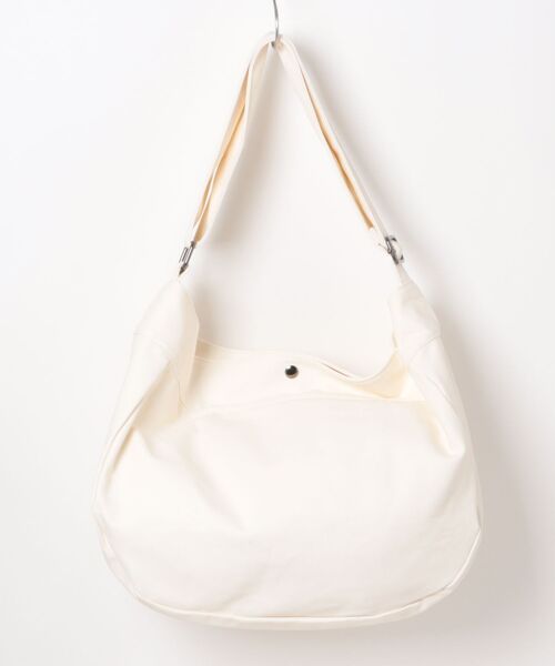 BY THE BAY(バイザベイ)の「【ALMOND:アーモンド】ショルダーバッグ/コットンバッグ(ショルダーバッグ・メンズ・ナチュラル・FREE)」の2枚目の写真