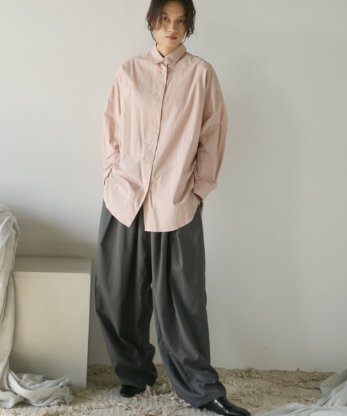 Libra Cue(リブラ キュー)の「コットンオーバーサイズシャツ(シャツ/ブラウス・レディース・ピンク/ホワイト/オリーブ/ブラック・FREE)」の12枚目の写真