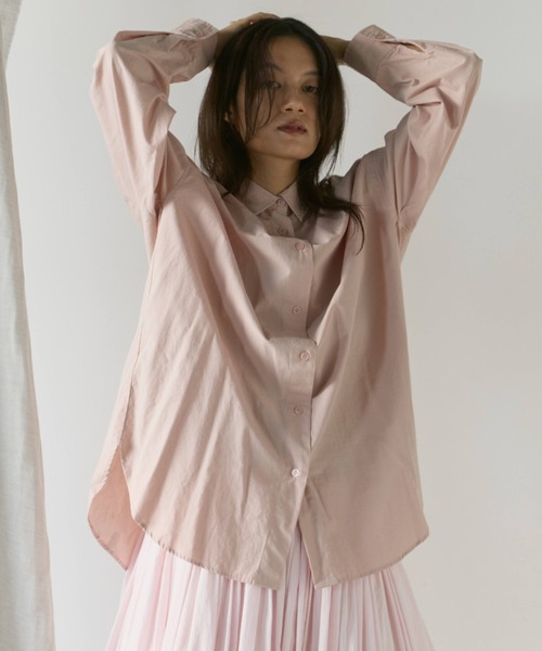 Libra Cue(リブラ キュー)の「コットンオーバーサイズシャツ(シャツ/ブラウス・レディース・ピンク/ホワイト/オリーブ/ブラック・FREE)」の13枚目の写真