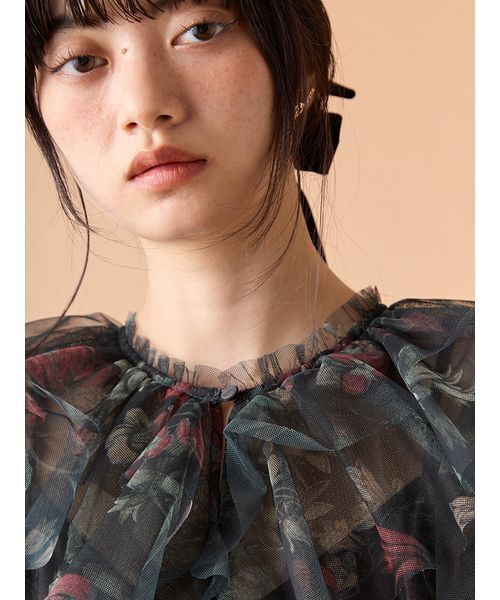 LILY BROWN（リリーブラウン）の「ボタニカルチュールティアードドレス（ドレス・レディース・ベージュ/チャコールグレー・1/0）」の8枚目の写真