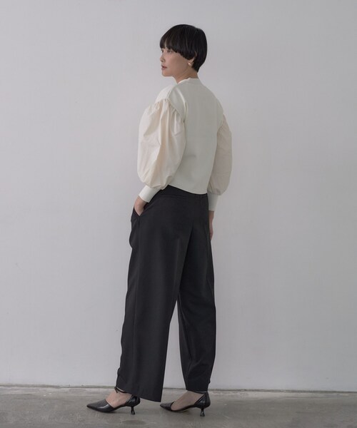 GALLEST（ギャレスト）の「【再入荷】ファブリックフォルムスリーブニット（ニット/セーター・レディース・ベージュ/オフホワイト/ブラック・38/34）」の12枚目の写真