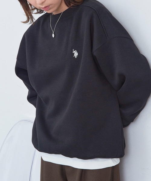 U.S. POLO ASSN.(ユーエスポロアッスン)の「【U.S. POLO ASSN.】Classical Logo クラシカルワンポイントロゴ 裏起毛スウェットトレーナー(スウェット・レディース・ピンク/ブラック/ワイン/グリーン/ベージュ/オートミール/ネイビー・M/S)」の2枚目の写真