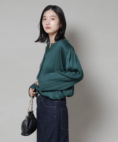 NANO universe（ナノユニバース）の「プリーツカットスナップシャツ（シャツ/ブラウス・レディース・ブラック/ホワイト/グリーン・FREE）」の21枚目の写真