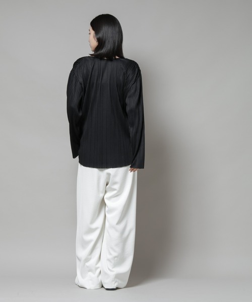 NANO universe（ナノユニバース）の「プリーツカットスナップシャツ（シャツ/ブラウス・レディース・ブラック/ホワイト/グリーン・FREE）」の8枚目の写真