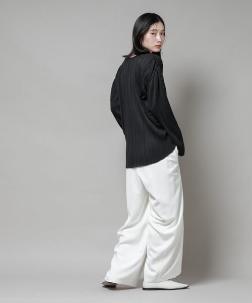 NANO universe（ナノユニバース）の「プリーツカットスナップシャツ（シャツ/ブラウス・レディース・ブラック/ホワイト/グリーン・FREE）」の9枚目の写真