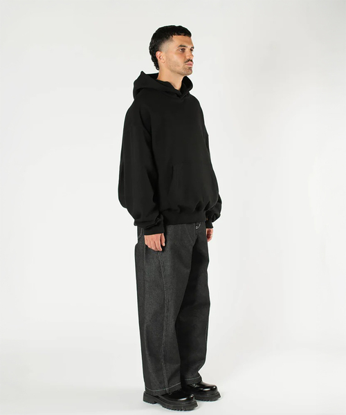 WISM(ウィズム)の「Estudio Niksen / エストゥディオ・ニクセン Signature Thumb Hoodie(パーカー・メンズ・ライトグレー/ブラック・FREE)」の13枚目の写真