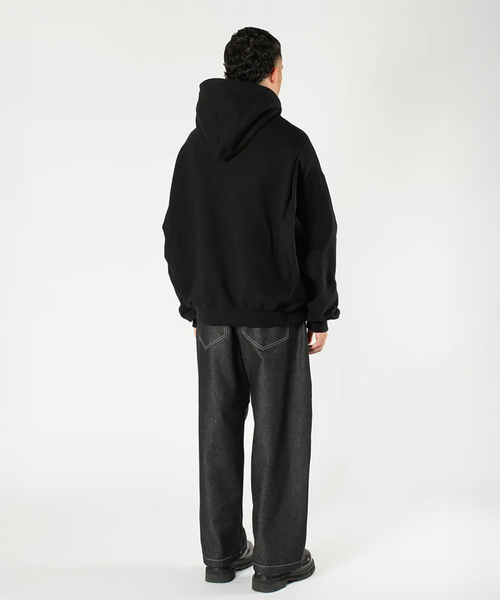 WISM(ウィズム)の「Estudio Niksen / エストゥディオ・ニクセン Signature Thumb Hoodie(パーカー・メンズ・ライトグレー/ブラック・FREE)」の14枚目の写真