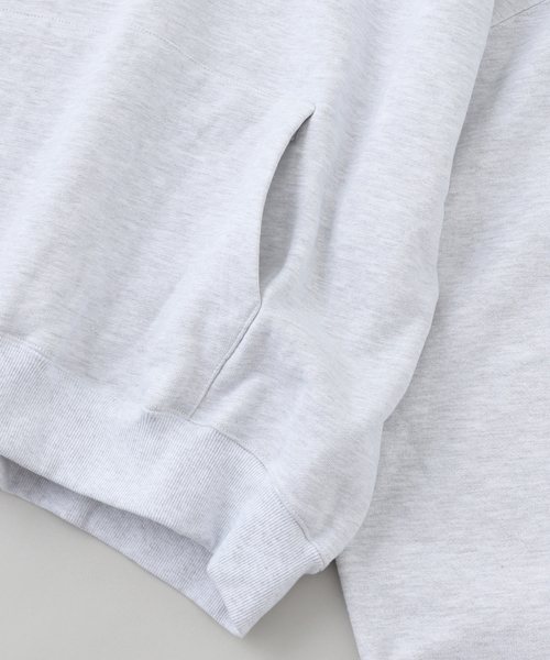 WISM(ウィズム)の「Estudio Niksen / エストゥディオ・ニクセン Signature Thumb Hoodie(パーカー・メンズ・ライトグレー/ブラック・FREE)」の22枚目の写真