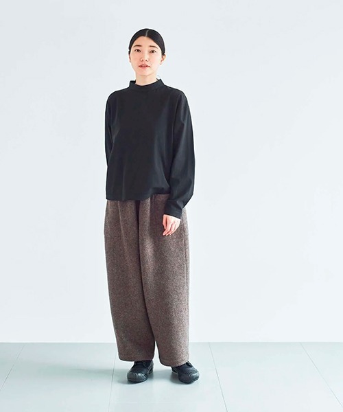 ata(アタ)の「ata blouse 2. / 綿テンセル スタンドカラーブラウス(シャツ/ブラウス・レディース・ブラック/サックスブルー・MEDIUM)」の2枚目の写真