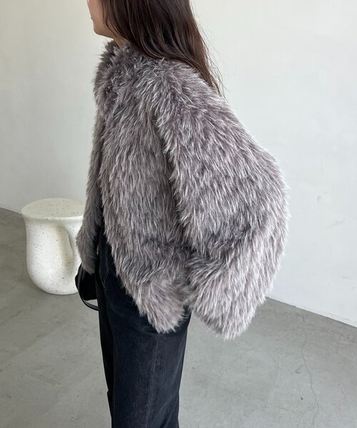 CAPRICIEUX LE'MAGE（カプリシューレマージュ）の「【サイズ展開あり/軽量】MIXファースタンドカラーコート（その他アウター・レディース・ベージュ/グレー・36/38）」の17枚目の写真