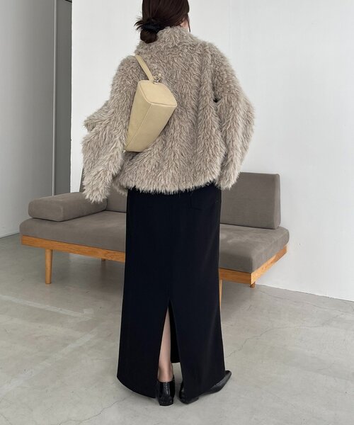 極上素材✩イタリア パトリツィア ペペ モヘア×アルパカ混ブークレコート/フリル SALON by Chico】リバーシブルペプラムデザインミディコート | Chico