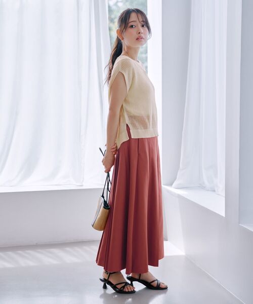 COHINA(コヒナ)の「ランダムタックプリーツスカート 【低身長・小柄女性】(スカート・レディース・ベージュ/ホワイト/レッド・XS-Short/S-Short/XS-Regular/S-Regular)」の18枚目の写真