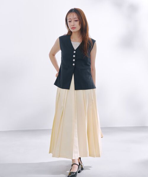 COHINA(コヒナ)の「ランダムタックプリーツスカート 【低身長・小柄女性】(スカート・レディース・ベージュ/ホワイト/レッド・XS-Short/S-Short/XS-Regular/S-Regular)」の15枚目の写真