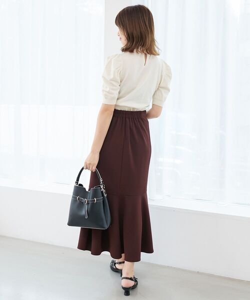 MAJESTIC LEGON（マジェスティックレゴン）の「2way襟付きビジューニット（ニット/セーター・レディース・ブラック/グレー/アイボリー/ボルドー・MEDIUM）」の7枚目の写真