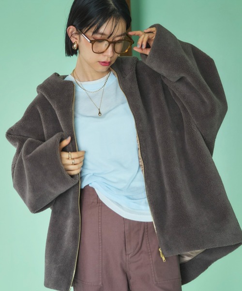 Doux archives（ドゥアルシーヴ）の「オーバーボアフーディブルゾン（ブルゾン・レディース・チャコールグレー/モカ/アイボリー・38）」の2枚目の写真