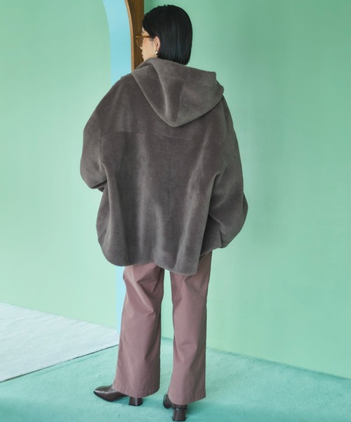 Doux archives（ドゥアルシーヴ）の「オーバーボアフーディブルゾン（ブルゾン・レディース・チャコールグレー/モカ/アイボリー・38）」の13枚目の写真