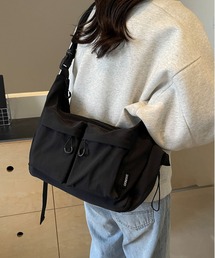 TABI PAL（タビパル）の「アウトポケット　ショルダーバッグ（ショルダーバッグ・レディース）」