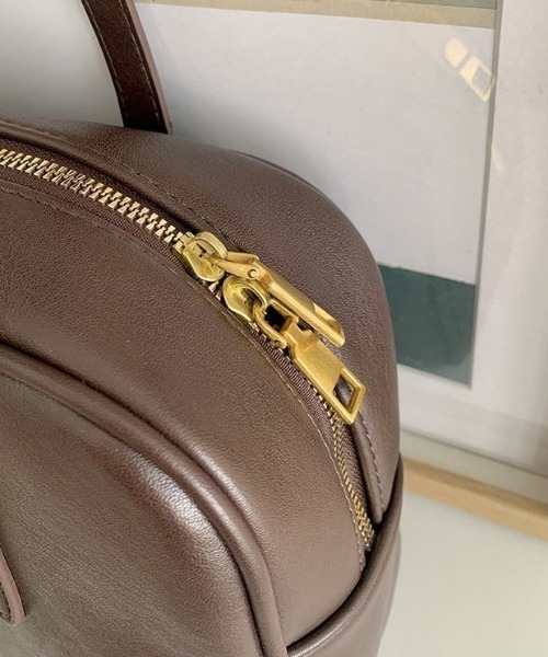 LAC-VERT(ラック・ヴェール)の「フェイクレザーボストンハンドバッグ(ハンドバッグ・レディース・ブラウン/ブラック・FREE)」の17枚目の写真