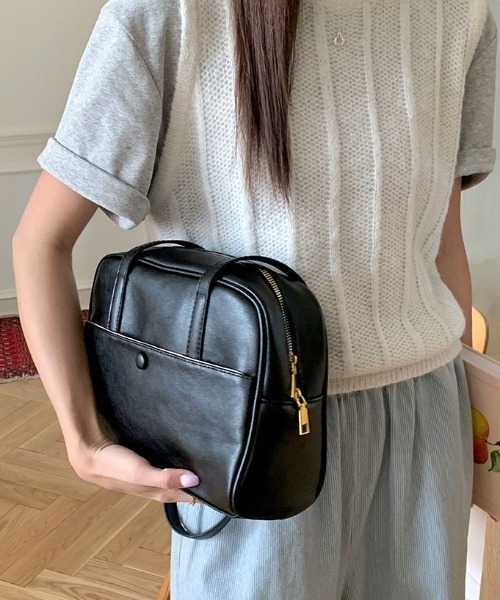 LAC-VERT(ラック・ヴェール)の「フェイクレザーボストンハンドバッグ(ハンドバッグ・レディース・ブラウン/ブラック・FREE)」の6枚目の写真