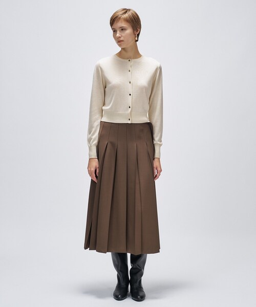 cloenc（クロエンス）の「【手洗い可】シルクカシミヤ混ベーシックニットカーディガン（カーディガン/ボレロ・レディース・ブラック系8/グレー系4/ホワイト系9/ブラウン系8・02）」の9枚目の写真