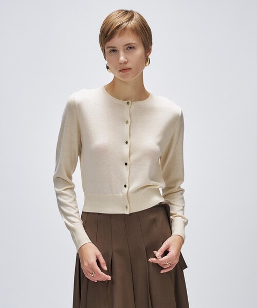 cloenc（クロエンス）の「【手洗い可】シルクカシミヤ混ベーシックニットカーディガン（カーディガン/ボレロ・レディース・ブラック系8/グレー系4/ホワイト系9/ブラウン系8・02）」の8枚目の写真