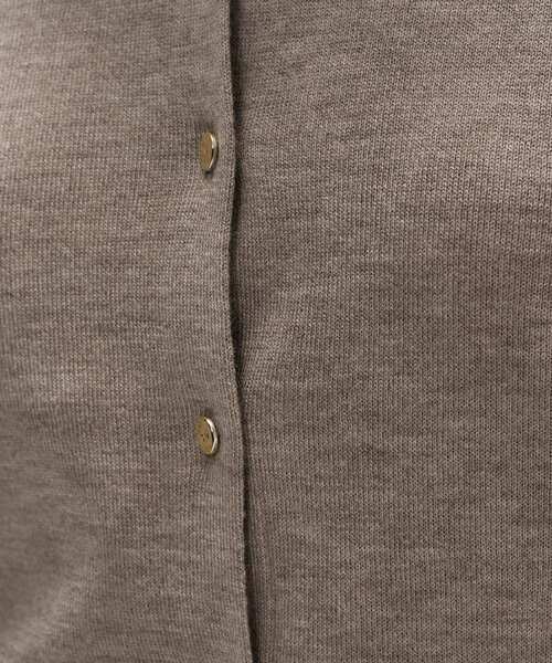 cloenc（クロエンス）の「【手洗い可】シルクカシミヤ混ベーシックニットカーディガン（カーディガン/ボレロ・レディース・ブラック系8/グレー系4/ホワイト系9/ブラウン系8・02）」の20枚目の写真