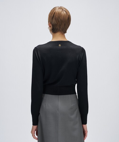 cloenc（クロエンス）の「【手洗い可】シルクカシミヤ混ベーシックニットカーディガン（カーディガン/ボレロ・レディース・ブラック系8/グレー系4/ホワイト系9/ブラウン系8・02）」の11枚目の写真