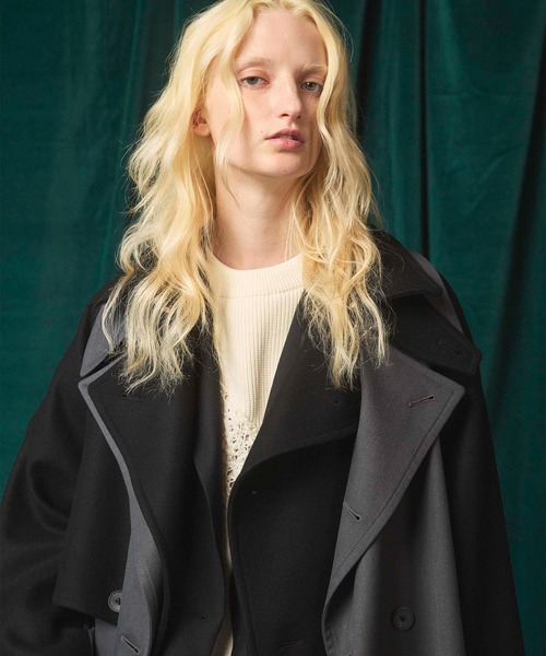 MAISON SPECIAL（メゾンスペシャル）の「《UNISEX》Layering Double Breasted Prime-Over Coat/レイヤリングダブルブレステッドプライムオーバーコート【MAISON SPECIAL/メゾンスペシャル】（トレンチコート・メンズ・チャコールグレー/ブラック・1/2）」の8枚目の写真