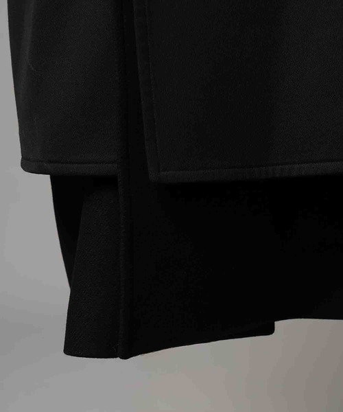 MAISON SPECIAL（メゾンスペシャル）の「《UNISEX》Layering Double Breasted Prime-Over Coat/レイヤリングダブルブレステッドプライムオーバーコート【MAISON SPECIAL/メゾンスペシャル】（トレンチコート・メンズ・チャコールグレー/ブラック・1/2）」の15枚目の写真