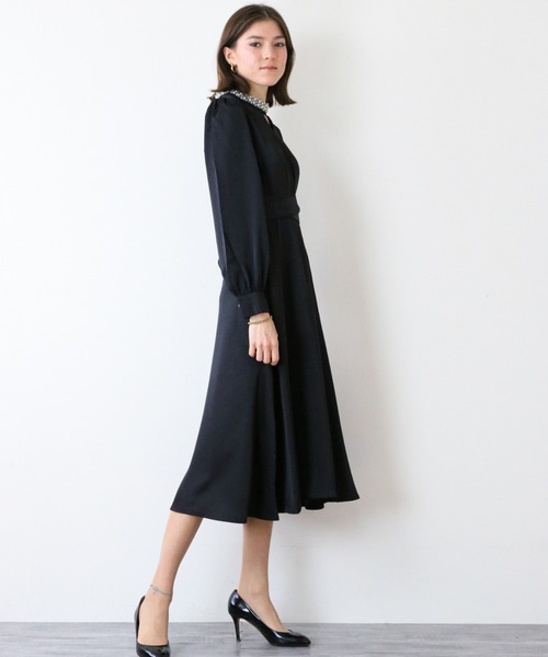 a lot of love(ア ロット オブ ラブ)の「ネックビジュー パーティードレス(ドレス・レディース・ブラック/ベージュ・M/L/XL/S)」の4枚目の写真