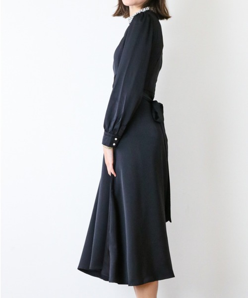a lot of love(ア ロット オブ ラブ)の「ネックビジュー パーティードレス(ドレス・レディース・ブラック/ベージュ・M/L/XL/S)」の7枚目の写真