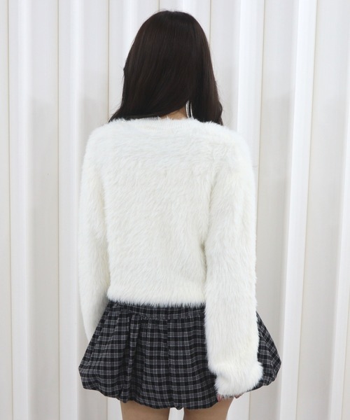 CECIL McBEE（セシルマクビー）の「パール＆ビジューシャギーニットプルオーバー（ニット/セーター・レディース・ホワイト/ベージュ/ブラック・MEDIUM）」の18枚目の写真