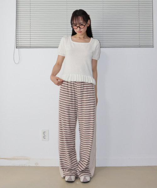 RONRON(ロンロン)の「PUFF SLEEVE RUFFLE KNIT IVORY(Tシャツ/カットソー・レディース・その他・FREE)」の4枚目の写真