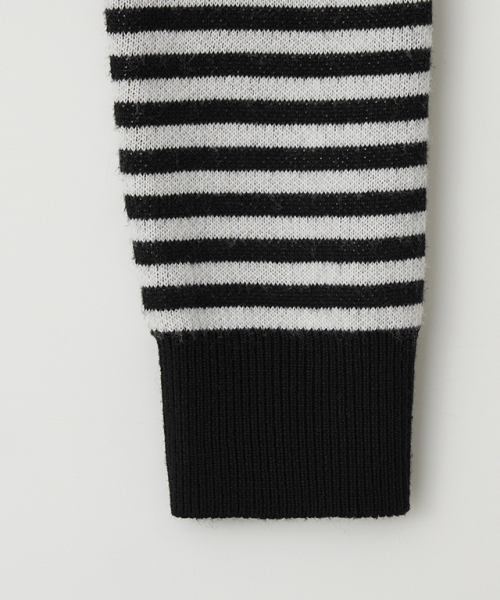 RONRON(ロンロン)の「BACK STRIPE DOT KNIT CARDIGAN BLACK(カーディガン/ボレロ・レディース・その他・FREE)」の7枚目の写真