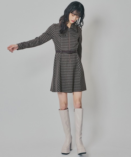 REDYAZEL(レディアゼル)の「クラシカルチェックZIPミニワンピース(ワンピース・レディース・ブラック系その他/ブラウン系その他/ブルー系その他・SMALL/MEDIUM)」の7枚目の写真