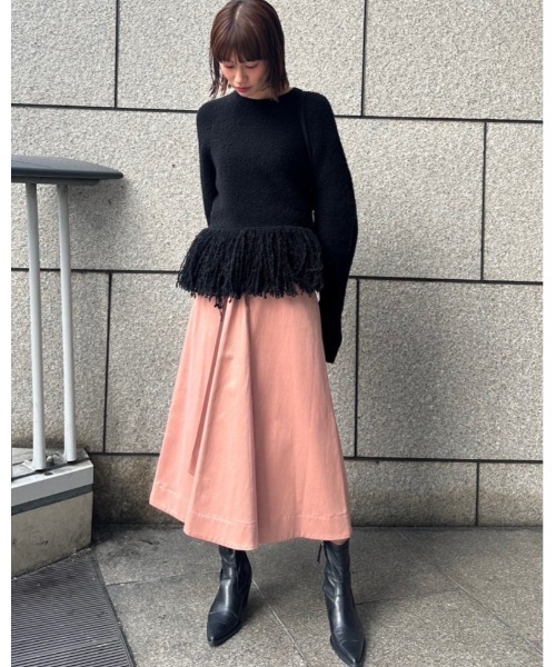 LE CIEL BLEU（ルシェルブルー）の「フリンジヘムプルオーバー / Fringe-Hem Pullover（ニット/セーター・レディース・ホワイト/ブラック/グレー・36）」の3枚目の写真