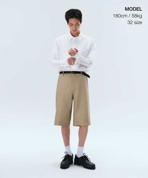 MUSINSA STANDARD(ムシンサスタンダード)の「ベージュサテンバミューダパンツ(その他パンツ・メンズ・その他・31/33/26/27/28/29/38/42/36/34/32/30)」の2枚目の写真