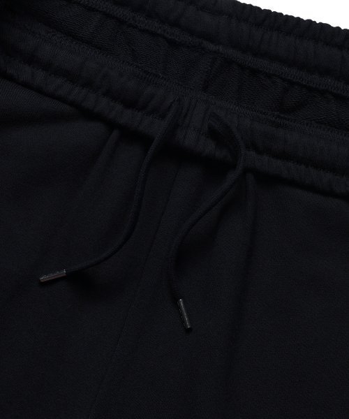 MUSINSA STANDARD WOMAN（ムシンサスタンダードウーマン）の「ウィメンズクロップスウェットパンツ[ブラック]（スウェットパンツ・レディース・その他・SMALL/MEDIUM/X-SMALL）」の4枚目の写真