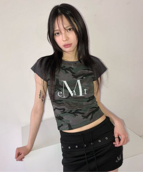 MUCENT（ムセント）の「ラフィンカモナグランスリムフィット半袖Tシャツ（2カラー）（Tシャツ/カットソー・レディース・チャコール/ベージュ・FREE）」の14枚目の写真