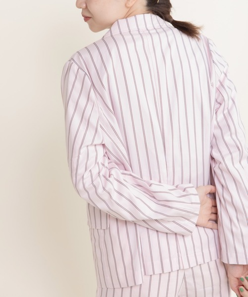 CHILD WOMAN（チャイルドウーマン）の「40/-オックスマルチストライプ ダブルテーラードジャケット(セットアップ対応)（テーラードジャケット・レディース・ピンク・FREE）」の4枚目の写真