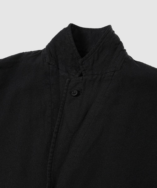 COMME des GARCONS HOMME(コム デ ギャルソン・オム)の「POLYESTER GARMENT-DYED CLASSIC JACKET(テーラードジャケット・メンズ・ブラック・XS/S/M/L)」の3枚目の写真