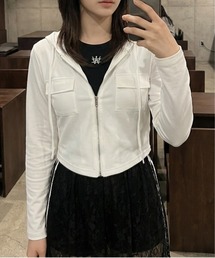 Vini（ヴィニ）の「【スタイル盛れ】ショート丈 フード付き クロップド丈トップス（パーカー）」