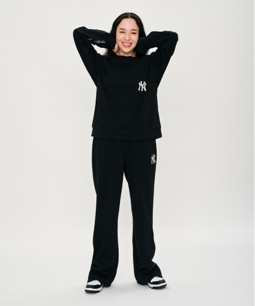 Right-on(ライトオン)の「MLB(エムエルビー)【メンズ】刺繍ロゴスウェットプルオーバー(スウェット・メンズ・ブラック/グレー/ブラウン・M/L/XL)」の6枚目の写真